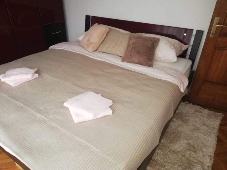 Apartman Nika Otočac Eksteriør bilde